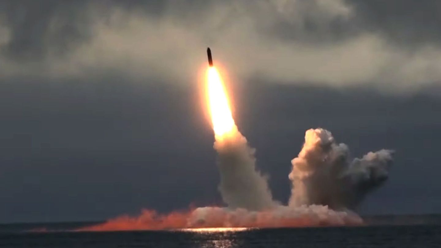 Una prueba de misiles rusos en pleno mar de Barents