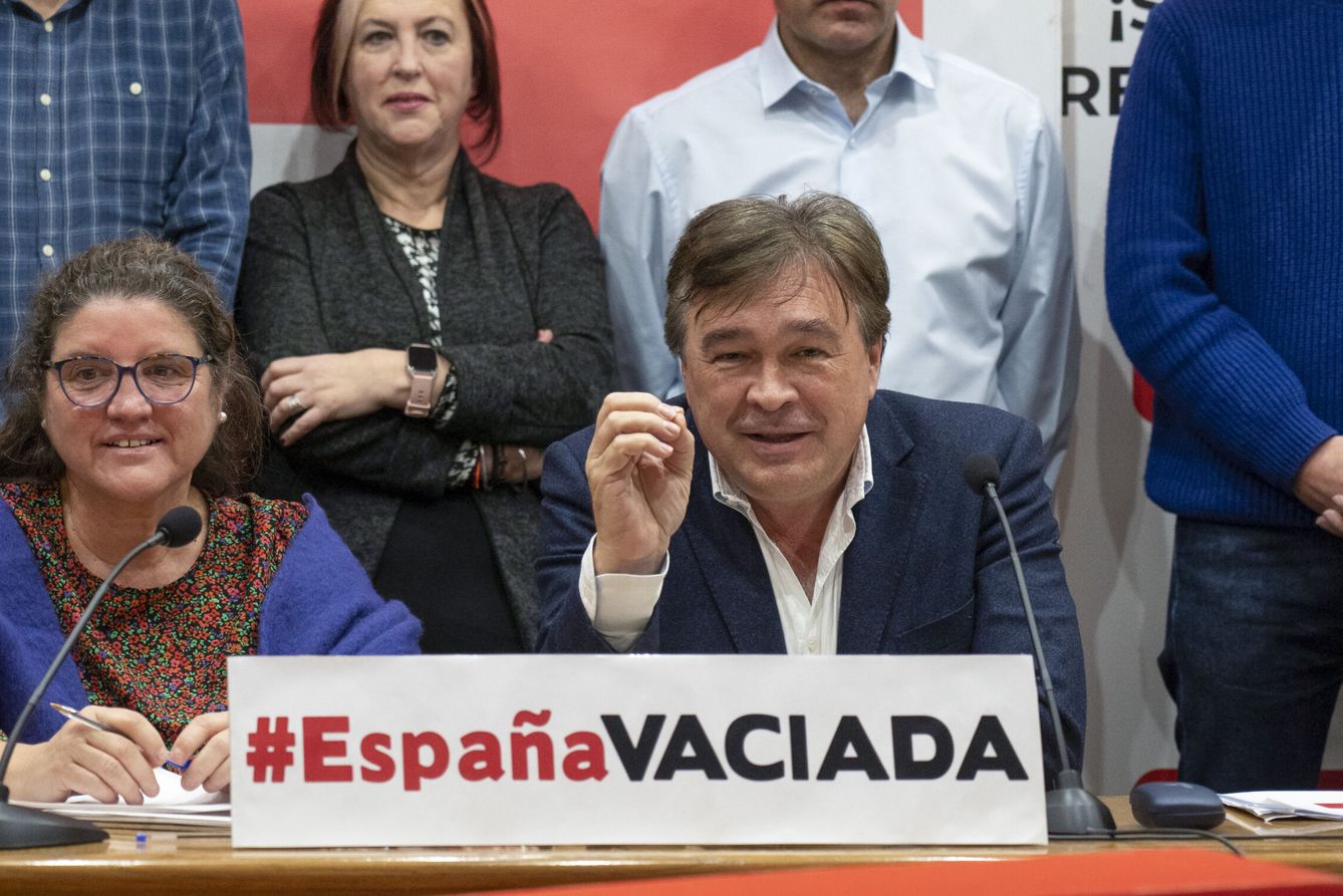 El actual diputado de Teruel Existe en el Congreso, Tomás Guitarte. (EFE/Antonio García)
