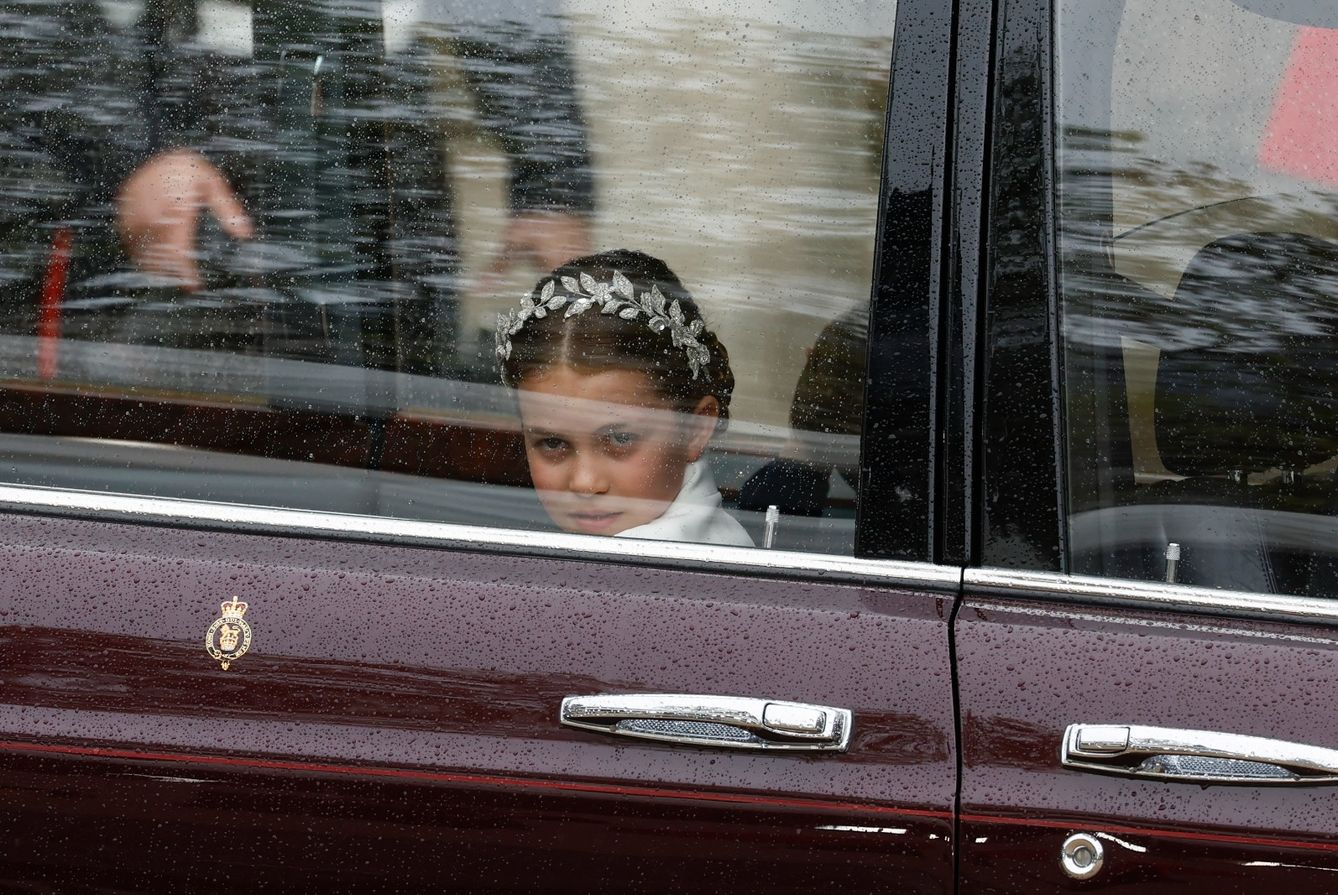 Charlotte, a su llegada a la Abadía. (Reuters)