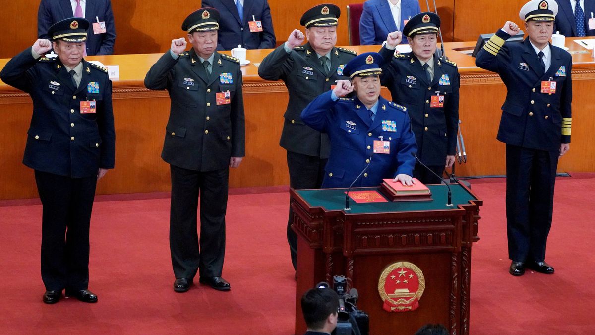 Un general chino no descarta 'atacar Taiwán' militarmente para impedir su independencia