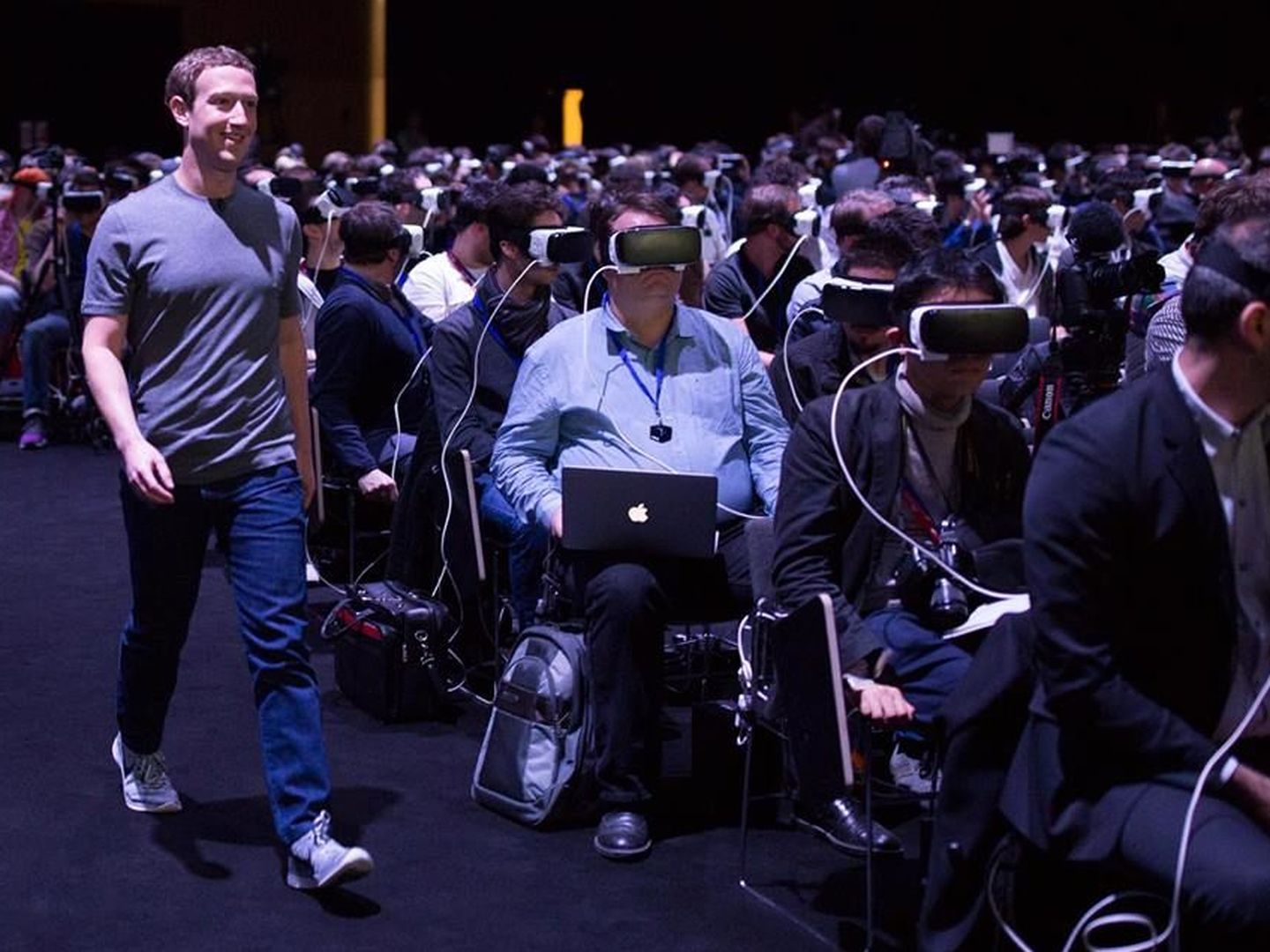 Mark Zuckerberg y sus cyborgs. (Foto: Facebook/Mark Zuckerberg)