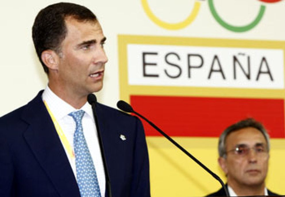 Foto: El Príncipe Felipe anima a los olímpicos españoles al grito de: "¡A por ellos!"