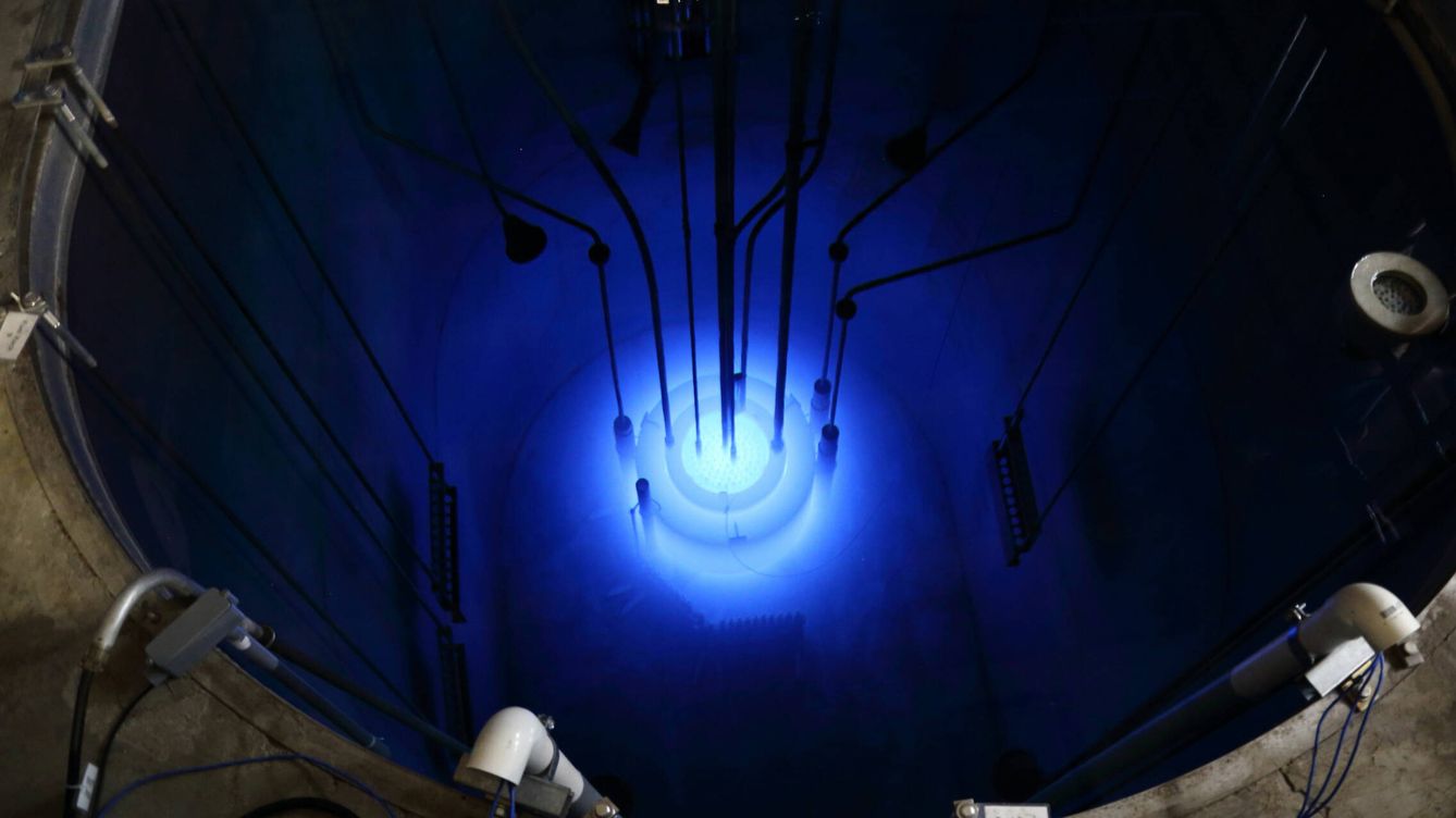 Foto: Un pequeño reactor nuclear refrigerado por agua en Reed College (Don McCullough/Creative Commons)