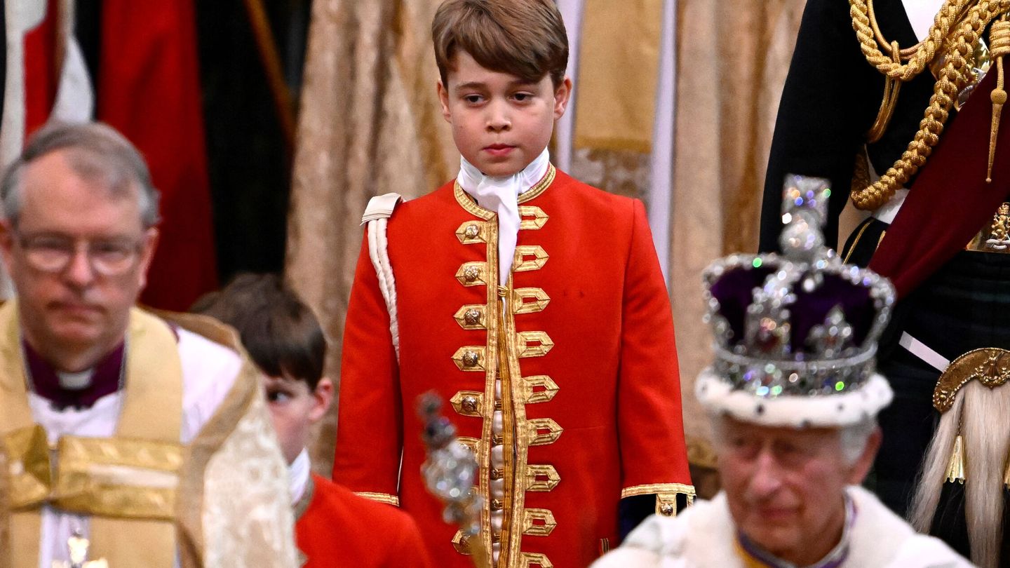 El príncipe George, paje de honor. (Reuters)