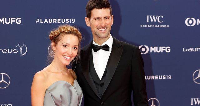 El tenista serbio Novak Djokovic y su mujer Jelena, en 2019. (EFE/Sebastien Nogier)