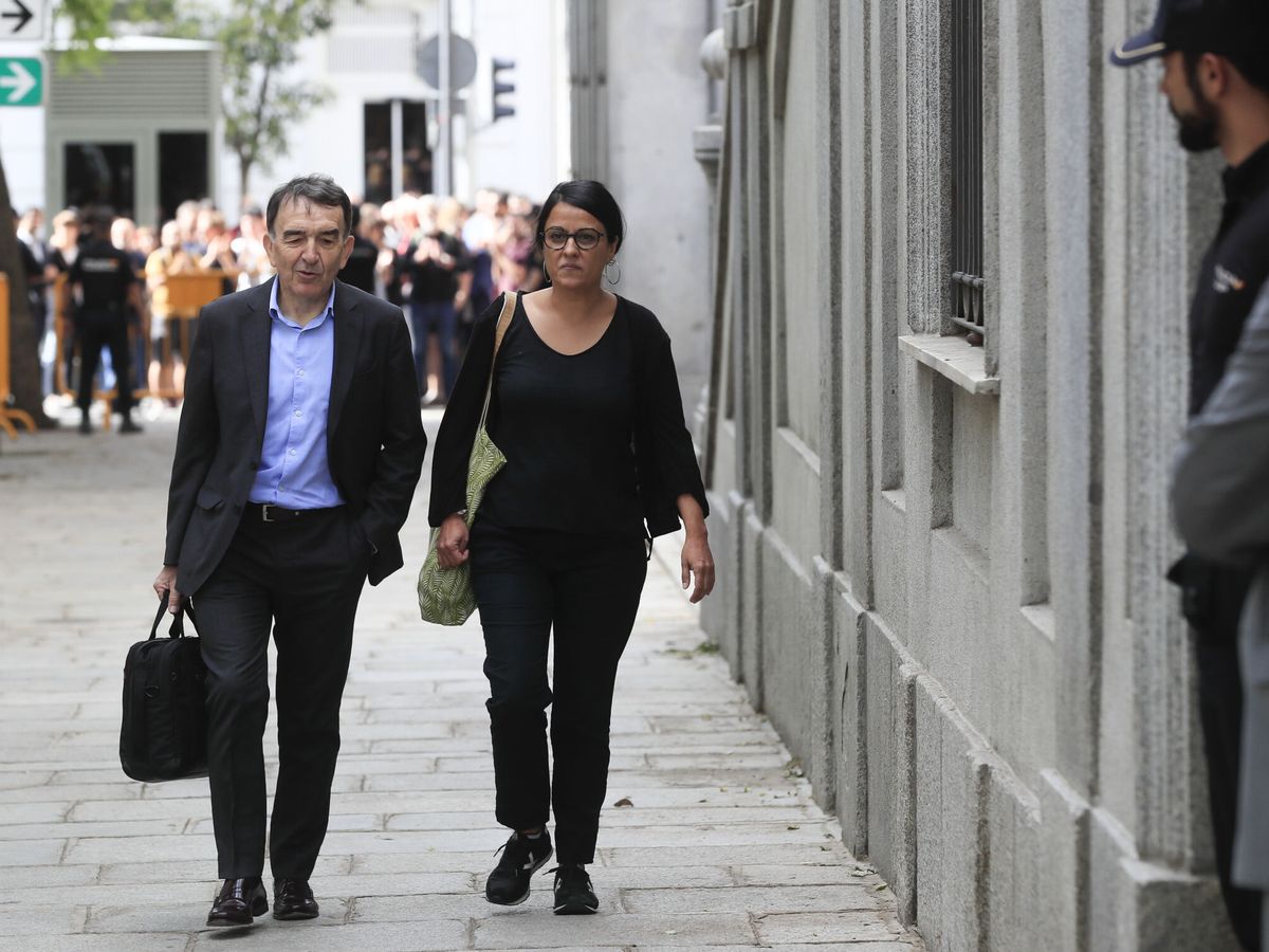 Foto: La exdiputada catalana de la CUP Anna Gabriel a su llegada al Tribunal Supremo. (EFE)