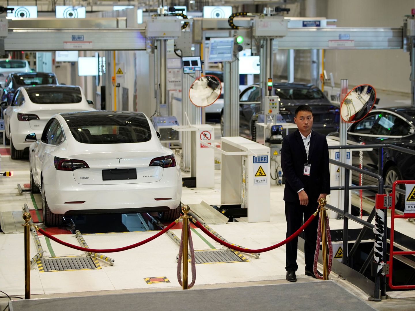 Línea de producción del Model 3 de Tesla. (Reuters)