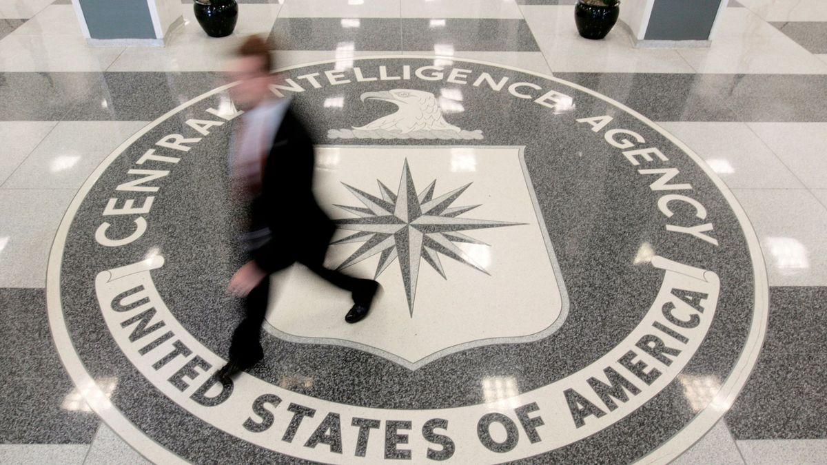 Un agente de la CIA fue quien reveló las presiones de Trump a Kiev, según el NYT