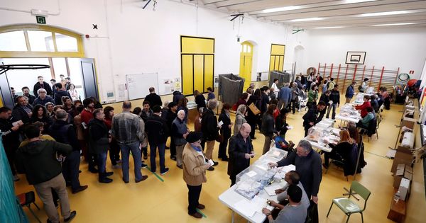 Foto: Elecciones del 26 de mayo en Pamplona (EFE)