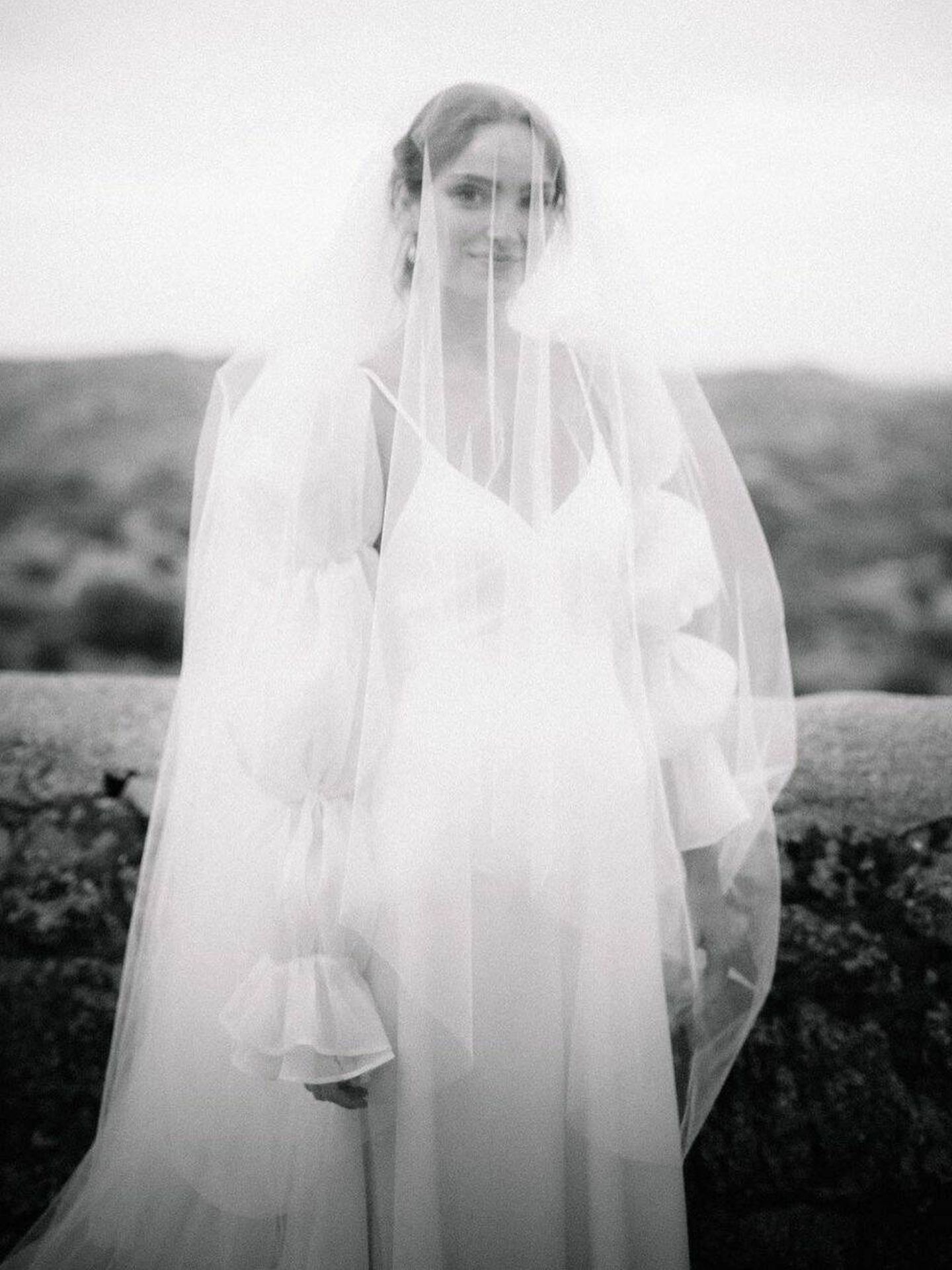 El vestido de novia de Paula Willems, al detalle. (Instagram/@_paulawillems)