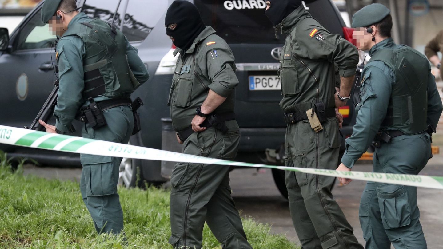 Operación contra el terrorismo islamista de la Guardia Civil el pasado abril. (EFE)