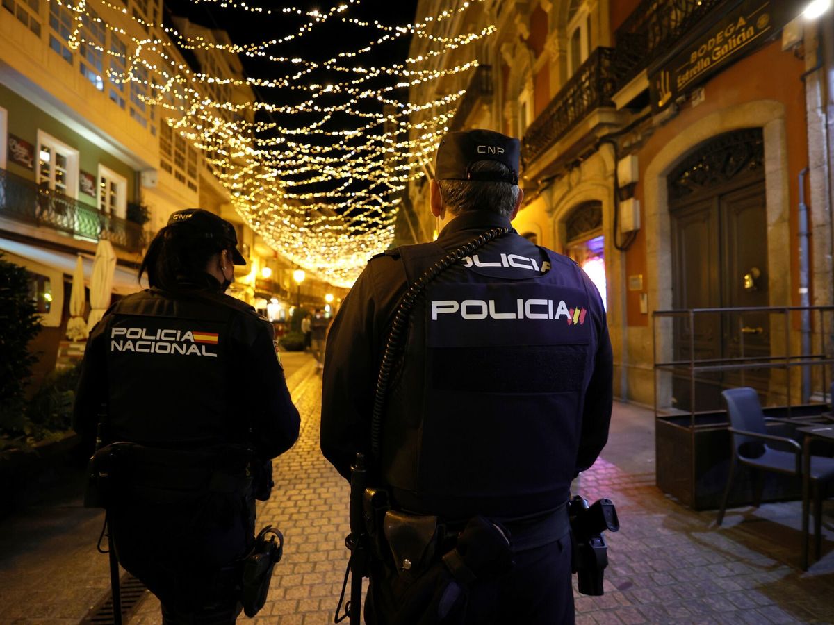 Foto: Policía en Galicia. (EFE/Cabalar)