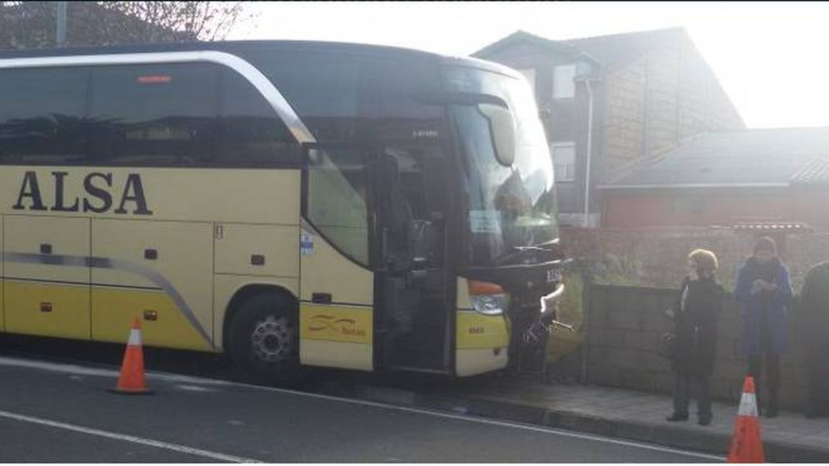 Dos pasajeras toman el control del autobús tras el ataque epiléptico del conductor