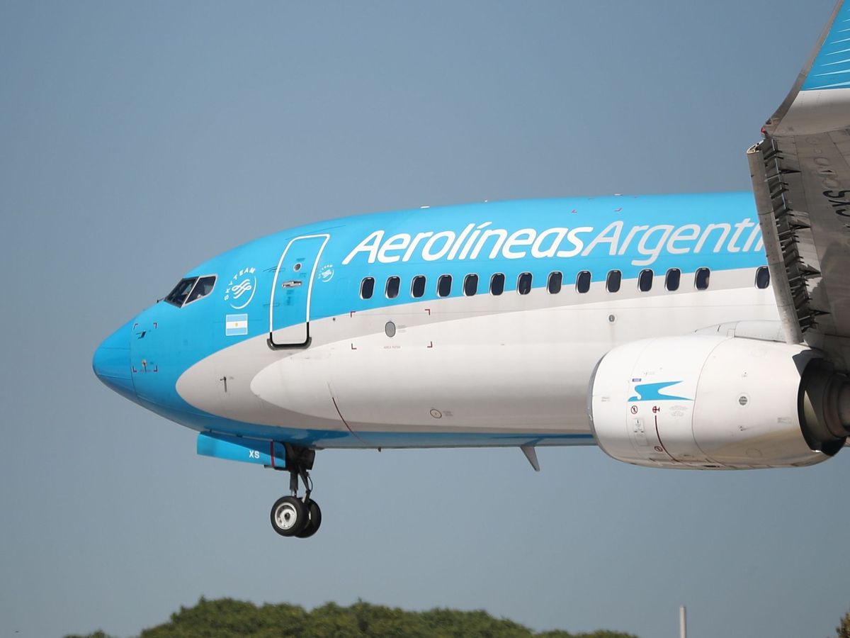Foto: Un avión de Aerolíneas Argentinas. (EFE/Juan Ignacio Roncoroni)