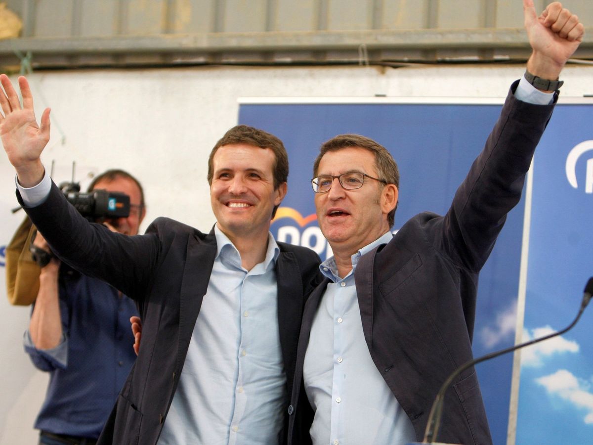 Foto: El presidente del Partido Popular, Pablo Casado (i), y el líder del PP gallego, Alberto Núñez Feijóo (d). (EFE)