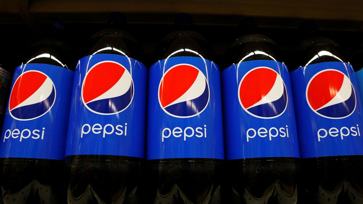 Pepsico reduce un 5,3% su beneficio hasta marzo y retira sus previsiones anuales