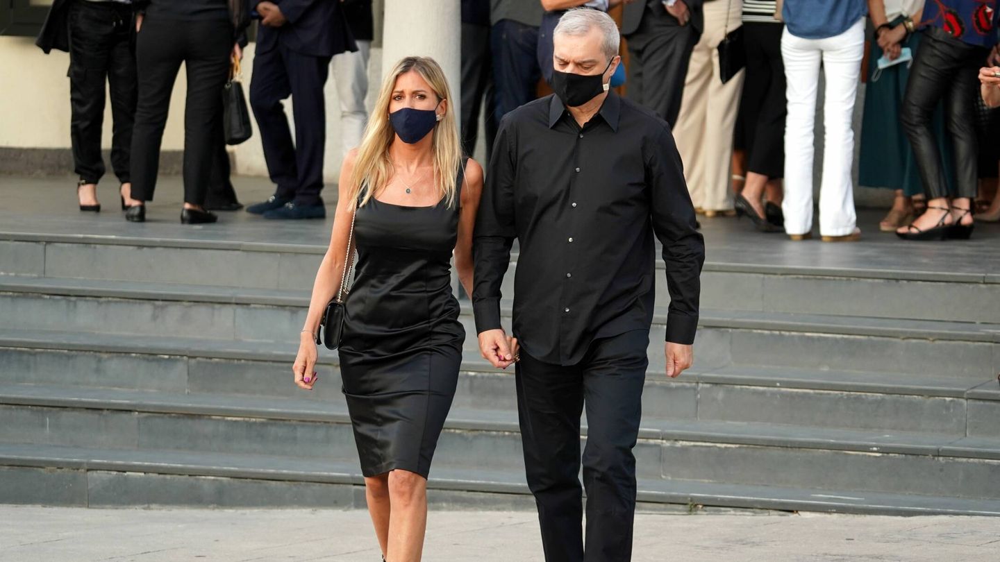 Ramón García y Patricia Cerezo, a la salida del funeral por Aless Lequio. (Cordon Press)