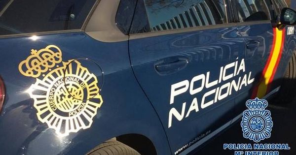 Foto: Coche de la Policía Nacional (Archivo)