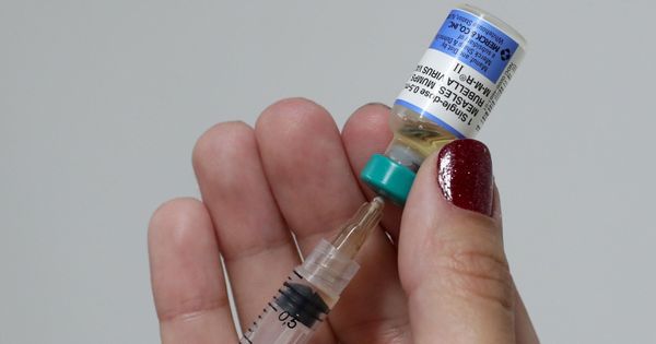 Foto: Vacuna del sarampión. (EFE)