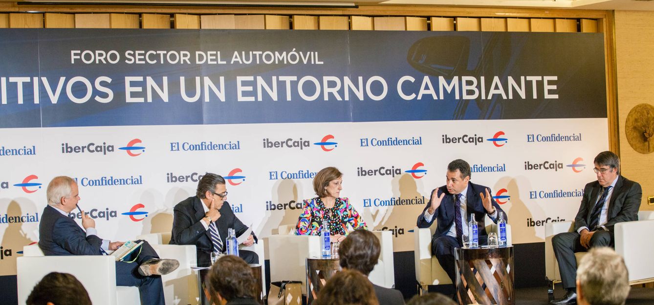Alberto Artero (El Confidencial), Germán López Madrid (Volvo), Mar Garcia Ramos (S&F), Benito Teiser (Cluster de Aragón) y Ricardo Conesa (IE).
