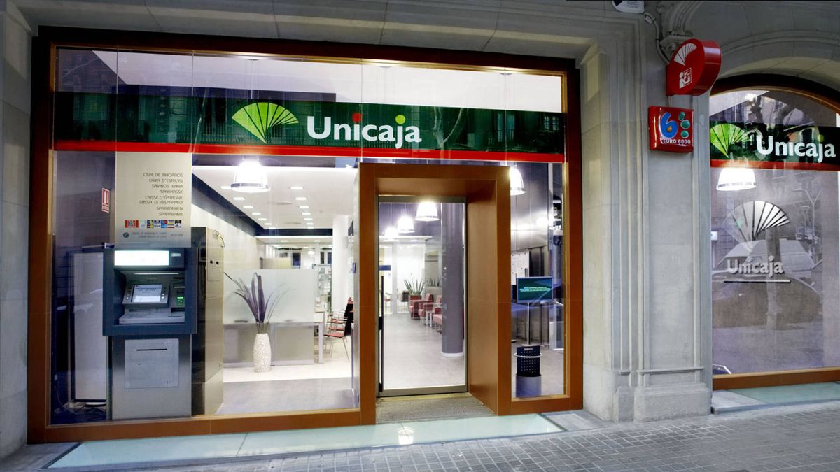 Unicaja debuta en bolsa con subidas y con la banca en el punto de mira del mercado