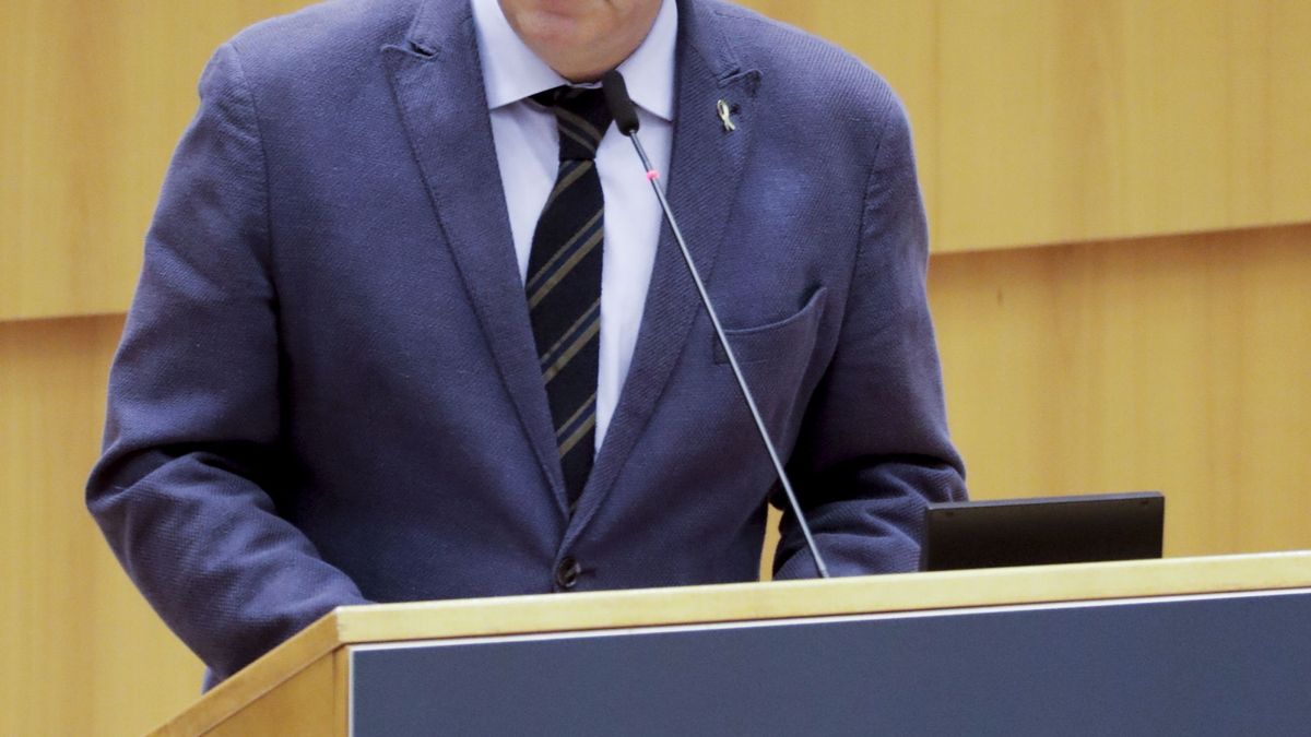 Puigdemont evitó condenar en el Parlamento Europeo el asalto al Capitolio de EEUU 