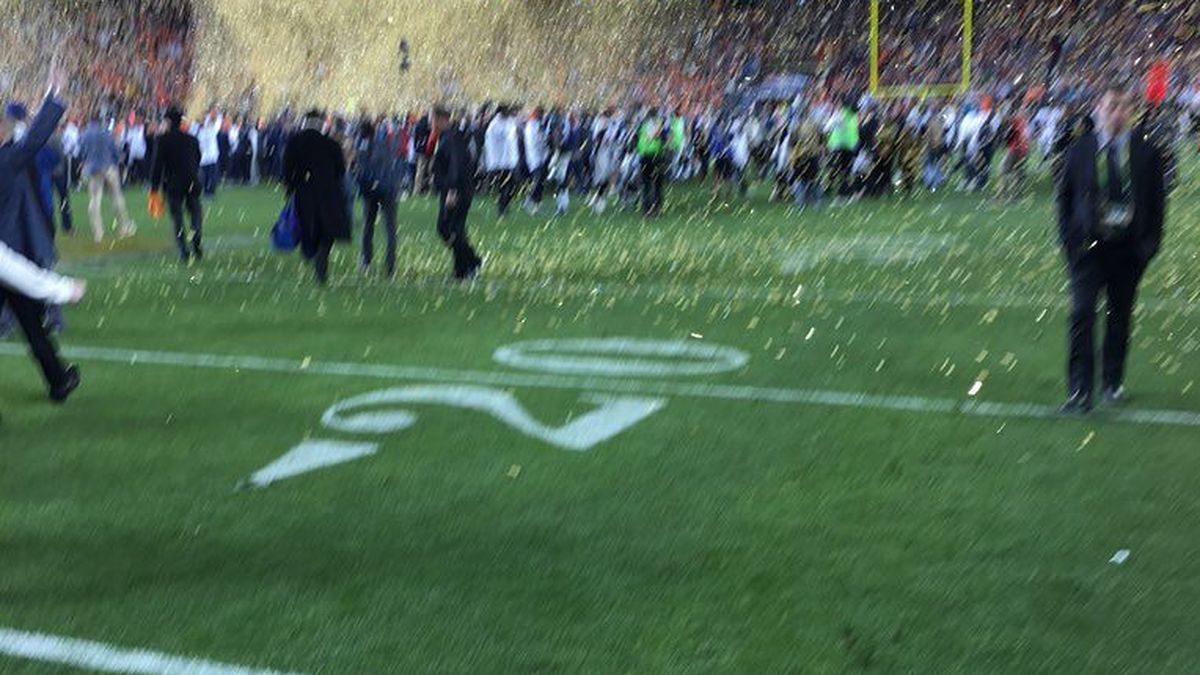 Hecha con iPhone: Tim Cook, troleado en internet por su foto borrosa de la Super Bowl