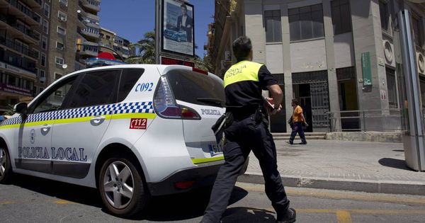 Foto: El expediente abierto al policía local de Cádiz ha terminado dictaminando su expulsión