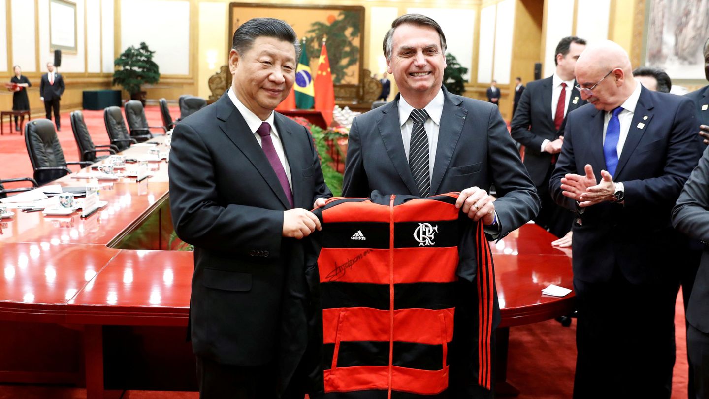 El presidente Xi Jinping recibe a Bolsonaro. (Reuters)