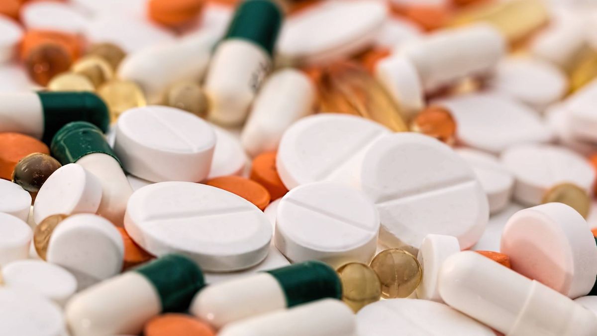 El ‘lobby’ farmacéutico rechaza competir en subastas: ¿provocaría escasez de medicinas?