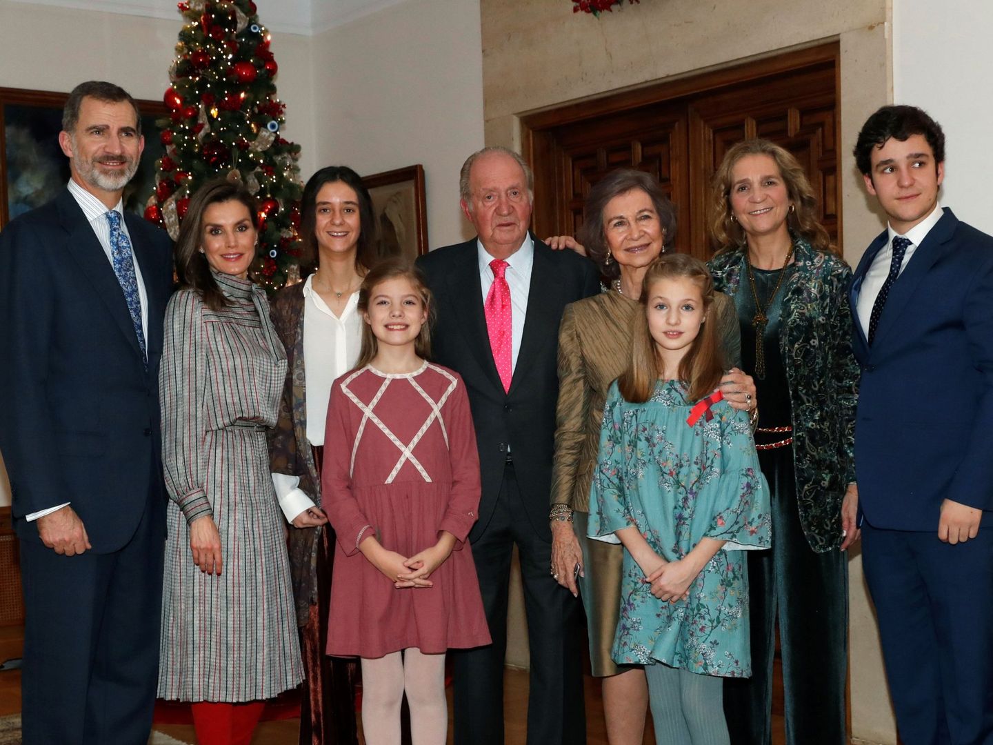 La familia real en el 80 cumpleaños de don Juan Carlos. (EFE)