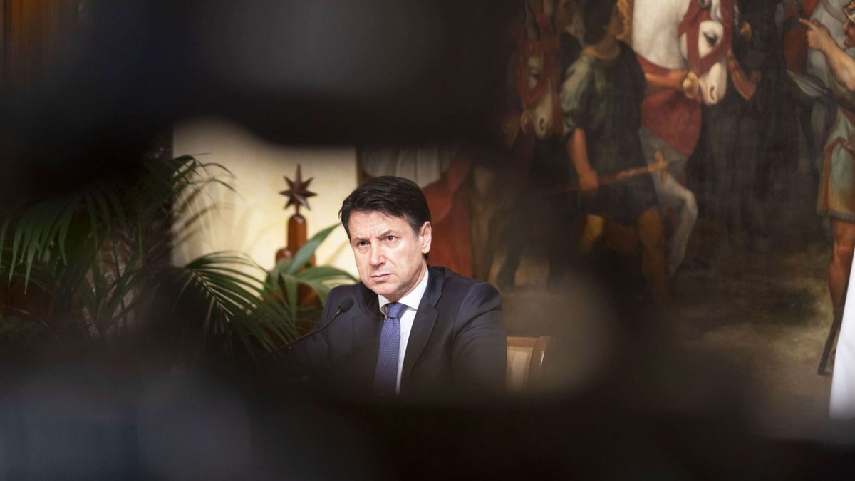 Italia vetará la compra hostil de bancos, industrias y sanitarias con la 'golden power'