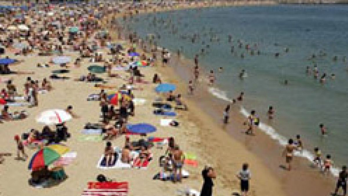 España recibe 8,8 millones de turistas hasta marzo, un 0,3% más interanual