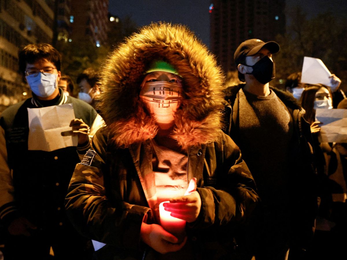 Foto: Manifestantes chinos en Beijing. (Reuters/Thomas Peter)