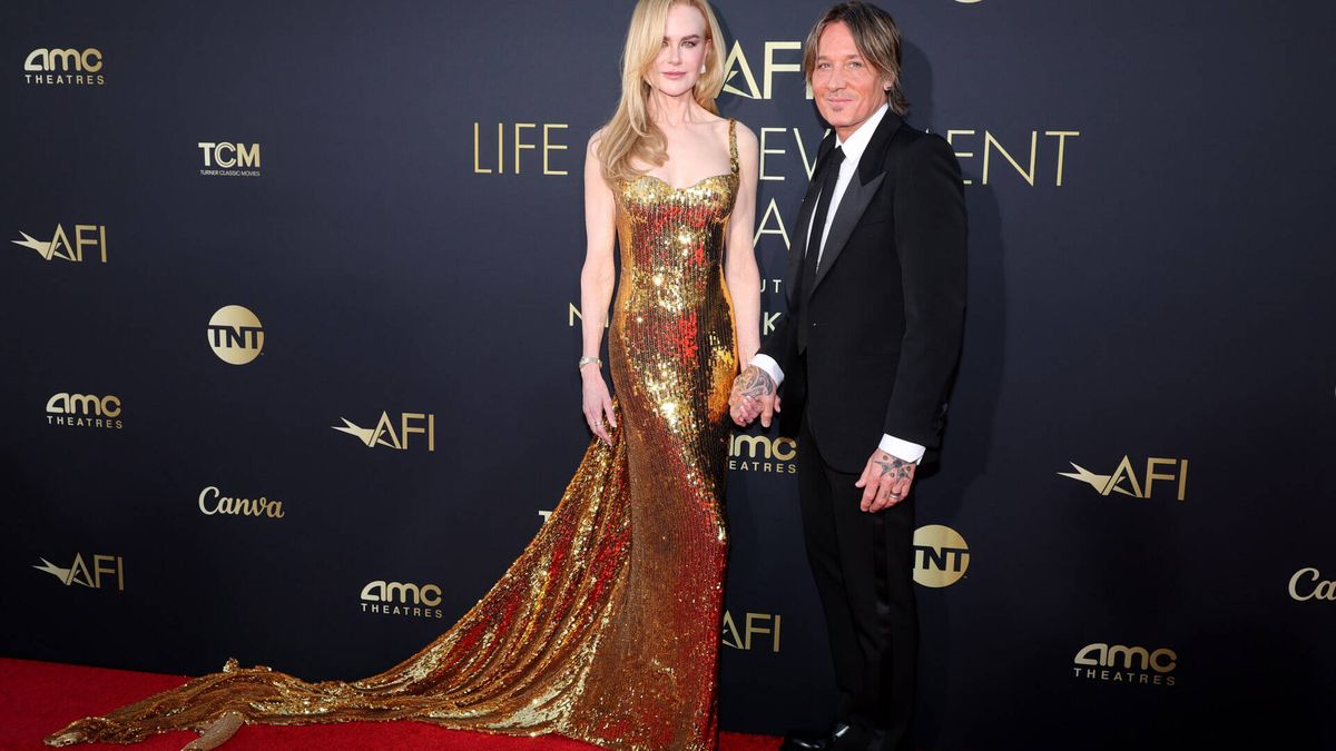 El increíble look dorado de Nicole Kidman en su noche más especial rodeada de estrellas