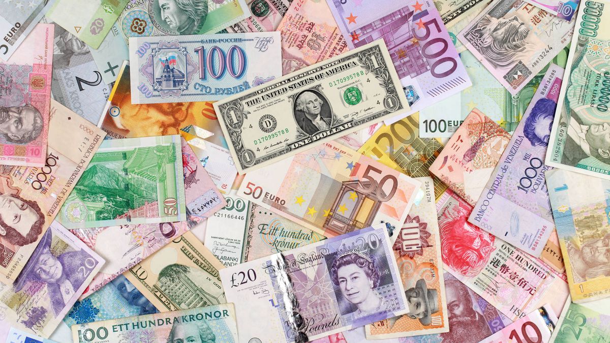 Cuidado con los fondos denominados en otras divisas