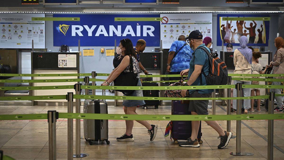 Comienza este lunes y hasta enero la nueva huelga de los tripulantes de cabina de Ryanair