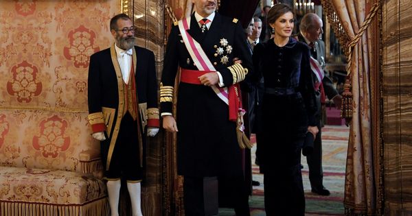 Foto: El rey Felipe VI y la Reina Letizia en la Pascua Militar. (Reuters)