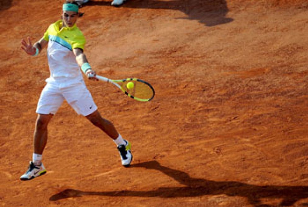 Foto: Rafa Nadal pisa fuerte en Roma