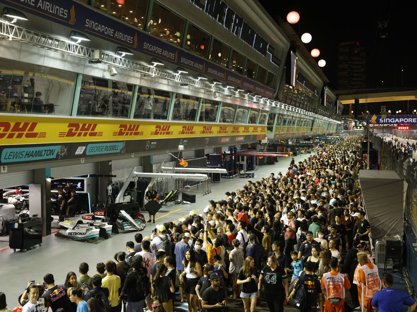 Después del parón de la pandemia, el Gran Premio de Singapur, promete ser de nuevo un exito total de público (REUTERS/Edgar Su)