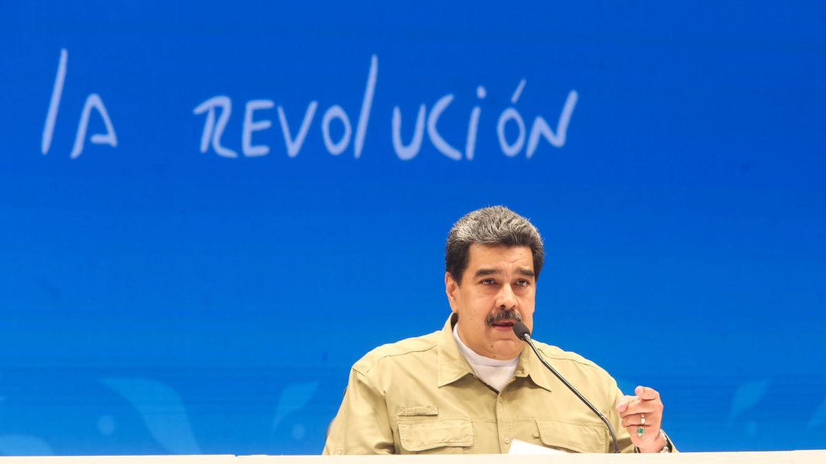 Maduro carga de nuevo contra las "agresiones" de España por la visita de Laya a Colombia