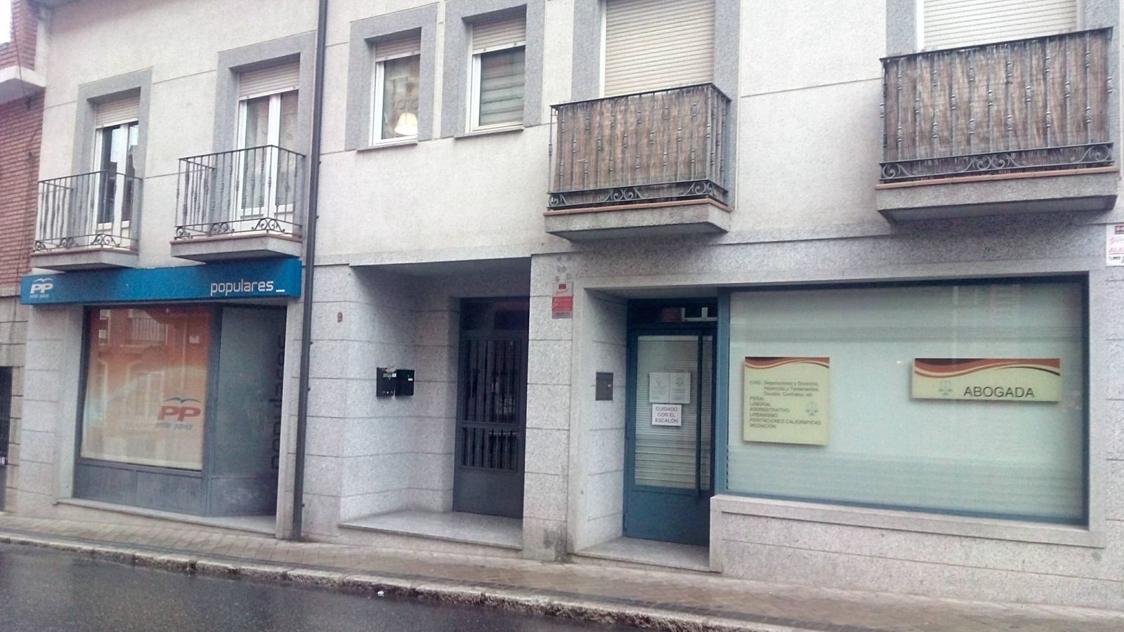 Foto: La sede del PP en Colmenar Viejo.
