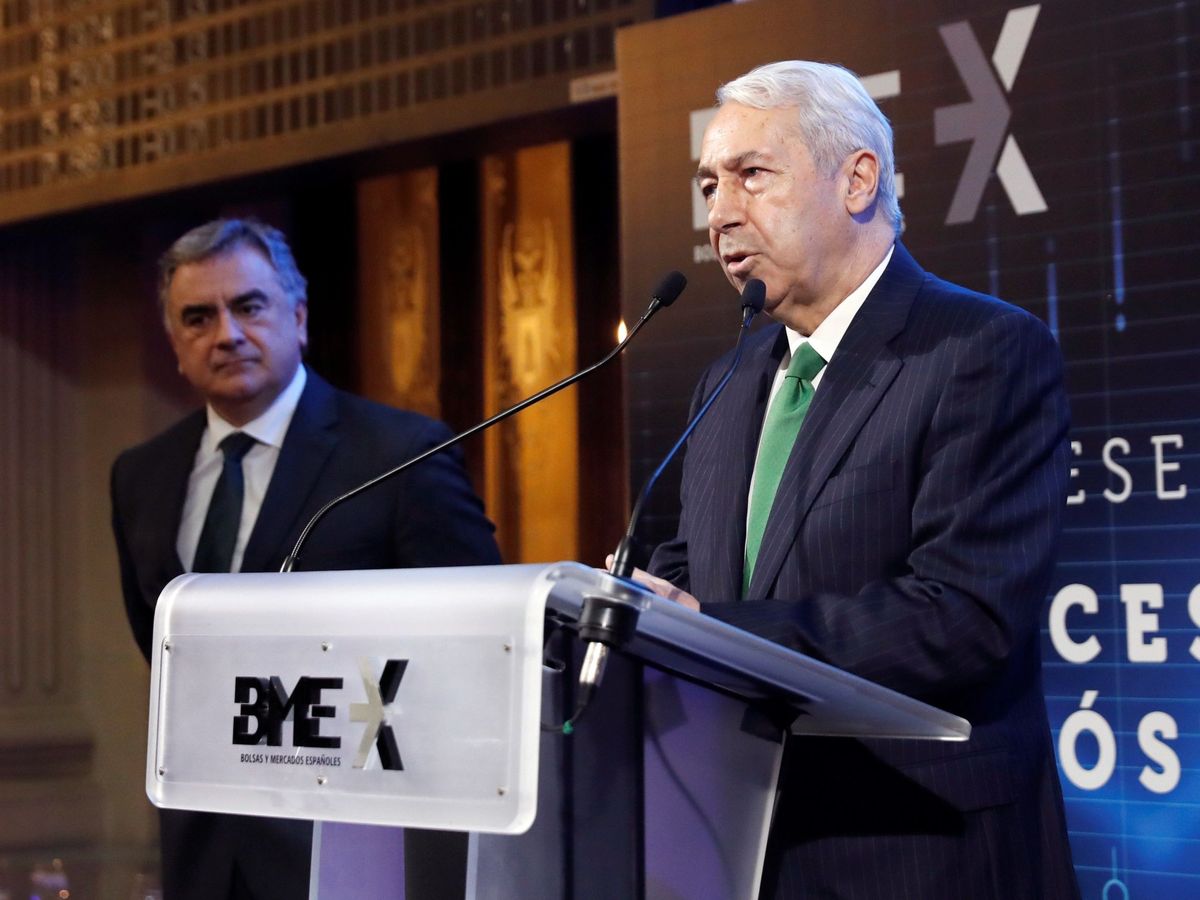 Foto: Javier Hernani y Antonio Zoido, consejero delegado y presidente de BME. (EFE)