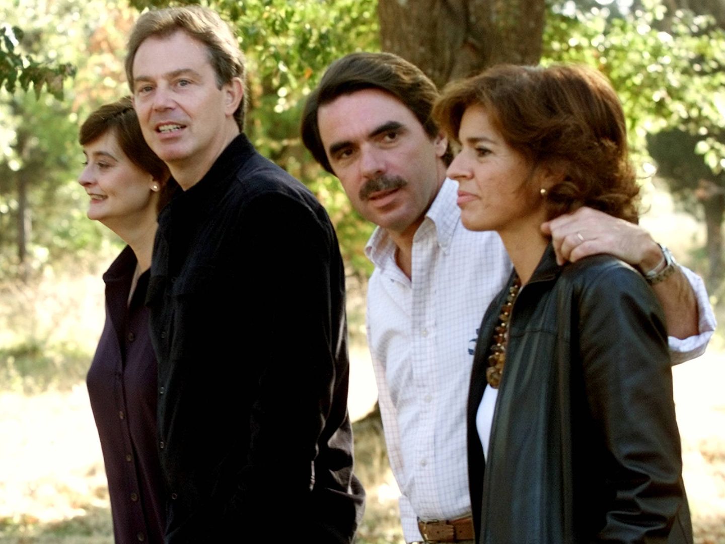 Aznar y Ana Botella, junto a Tony Blair y su mujer en Quintos de Mora. (Reuters)