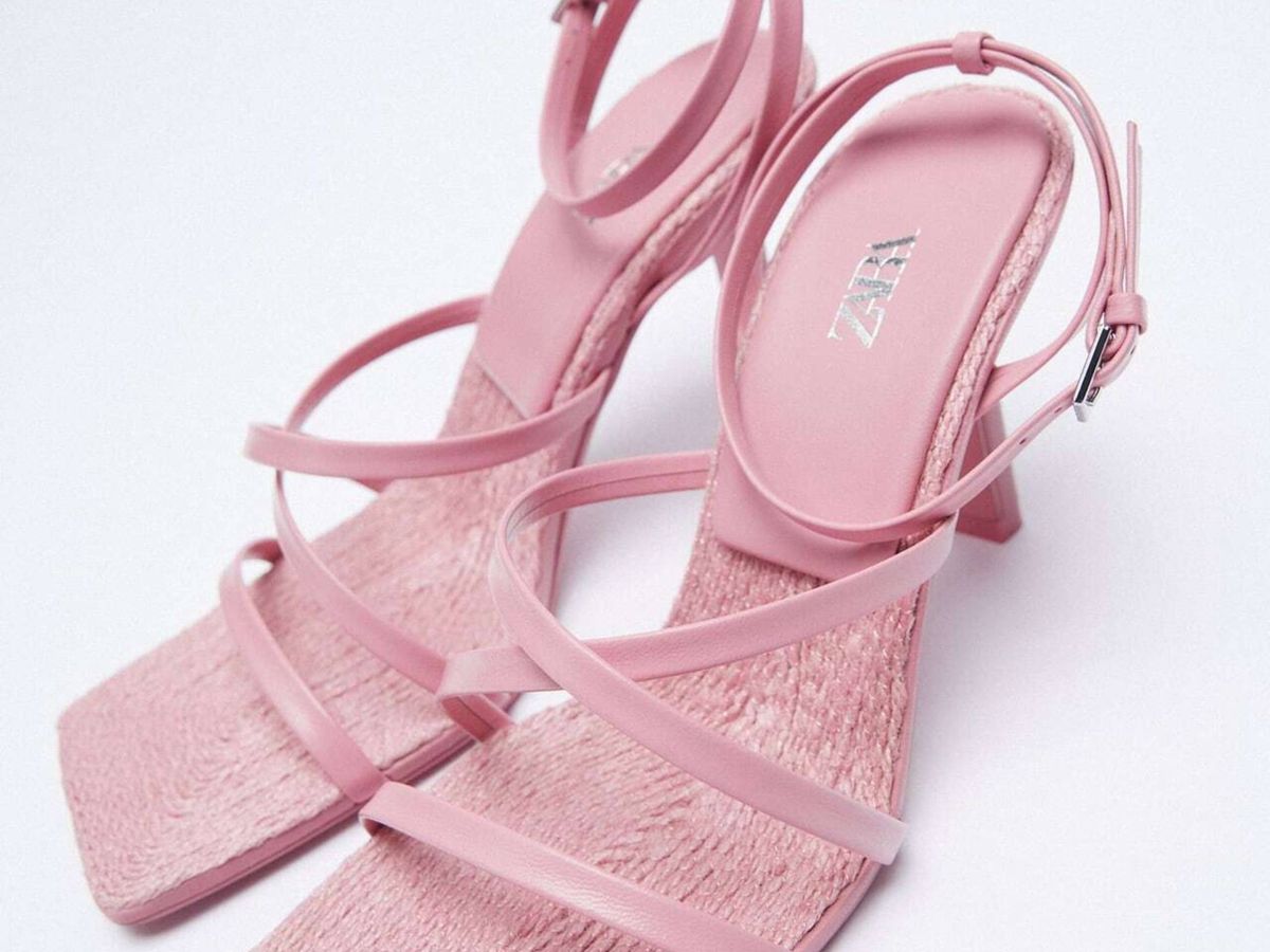 El equipo diseño de Zara se supera y lanza unas sandalias de tendencia con suela de yute