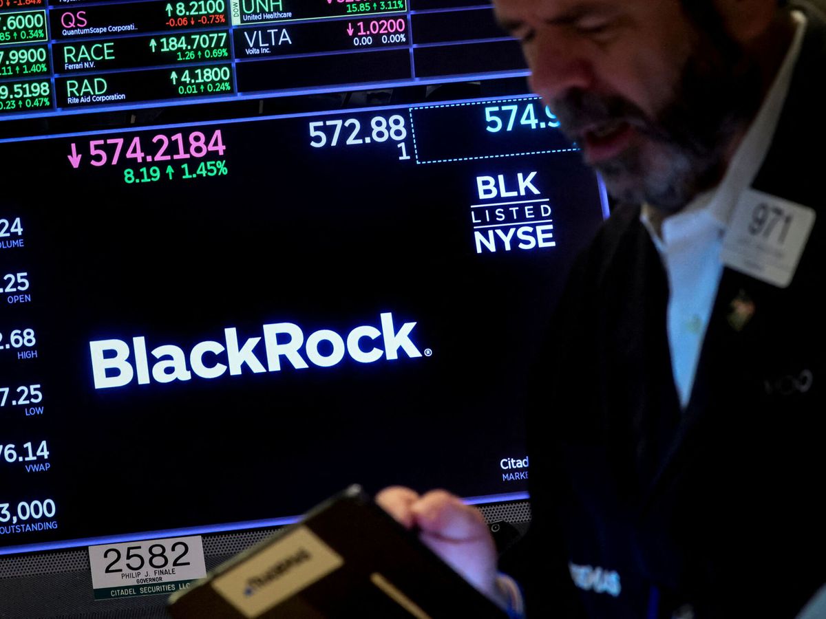 Foto: Tique de BlackRock en la Bolsa de Nueva York. (Reuters/Brendan McDermid)