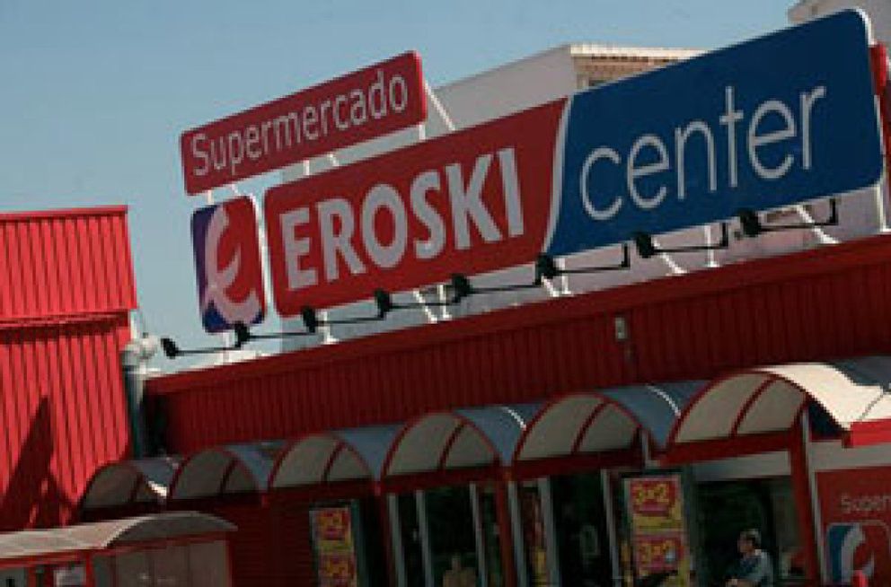 Foto: Eroski llega a un acuerdo con 23 entidades financieras y reestructura 1.705 millones de deuda
