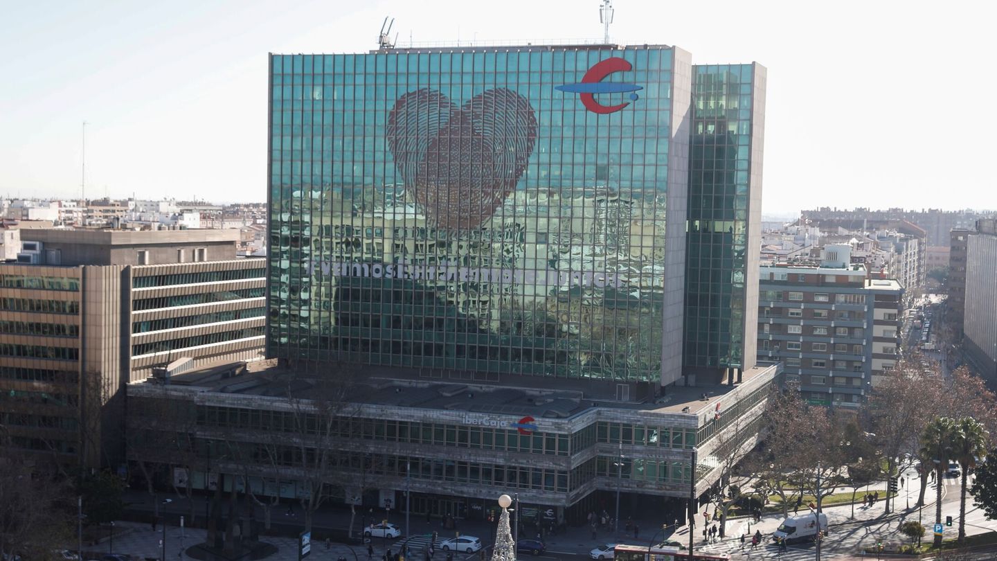 Sede de Ibercaja Banco en Zaragoza. (EFE/Javier Cebollada)