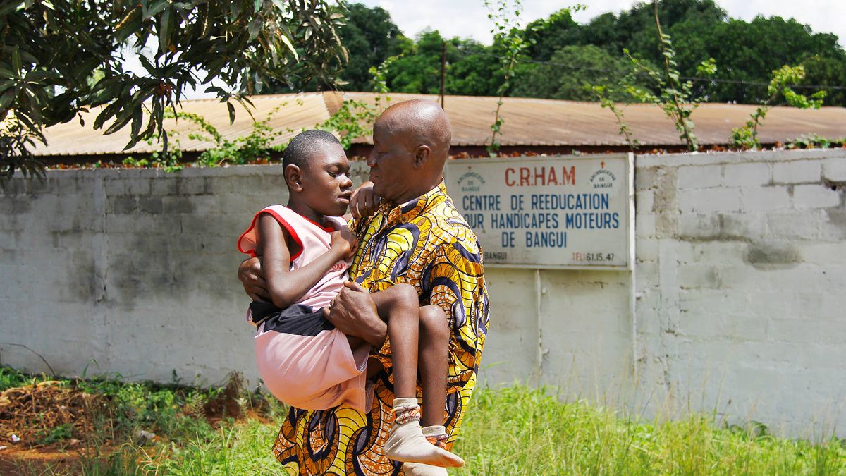 'Brujería' en República Centroafricana: la maldición de los 'niños serpiente' 