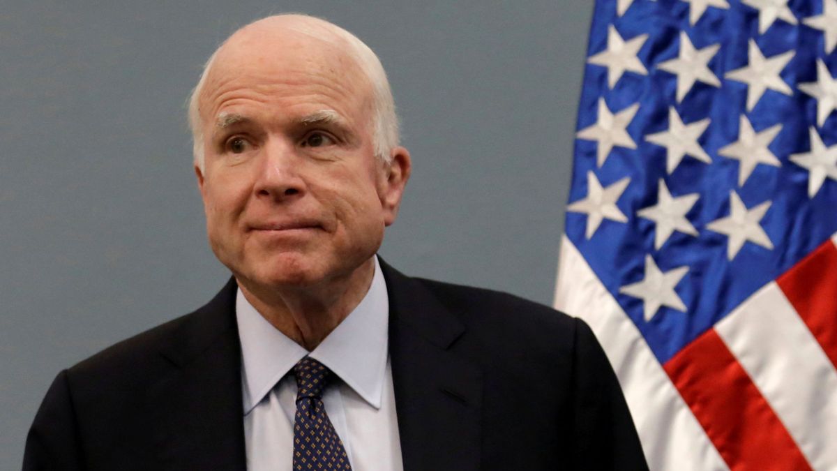 John McCain tiene un tumor cerebral 